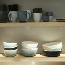 Afbeelding in Gallery-weergave laden, THE TABLE - Atelier - Medium Bowl 600 ml - Milk
